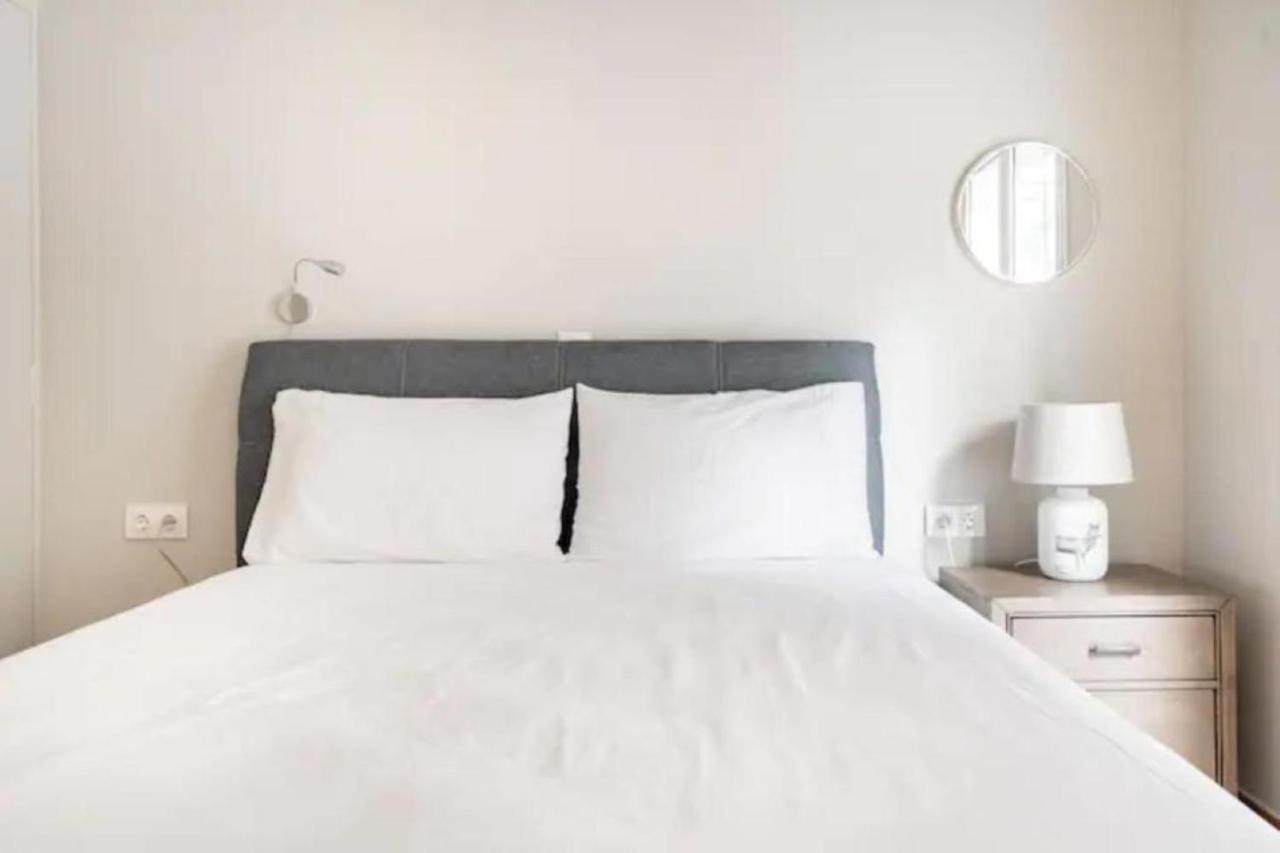 Flisvos Marina Refurbished Apartment เอเธนส์ ภายนอก รูปภาพ