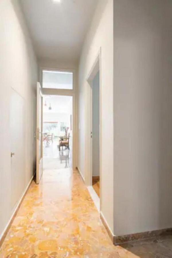 Flisvos Marina Refurbished Apartment เอเธนส์ ภายนอก รูปภาพ