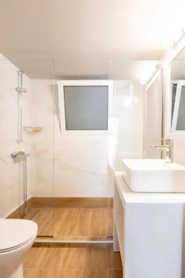 Flisvos Marina Refurbished Apartment เอเธนส์ ภายนอก รูปภาพ